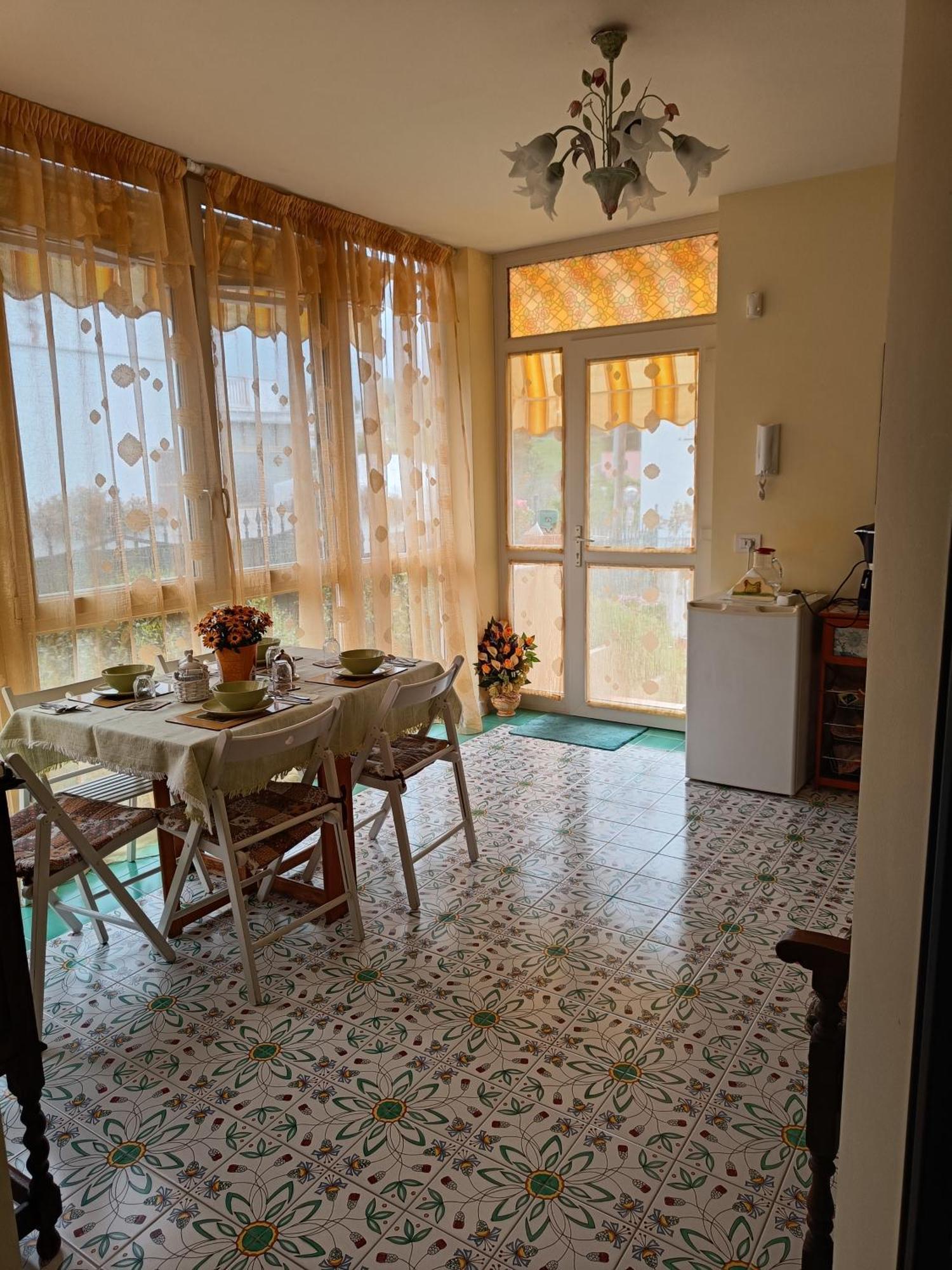 Bed And Breakfast Angolo Fiorito Civitavecchia Extérieur photo